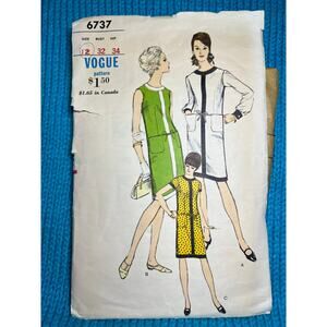 Vogue Pattern 6737 dress fitted mod 1960s size 12 bust 32
